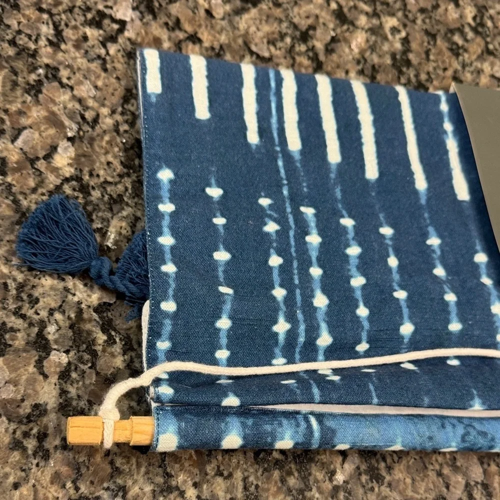 Threshold Navy and White Patterned Tapestry NWT
